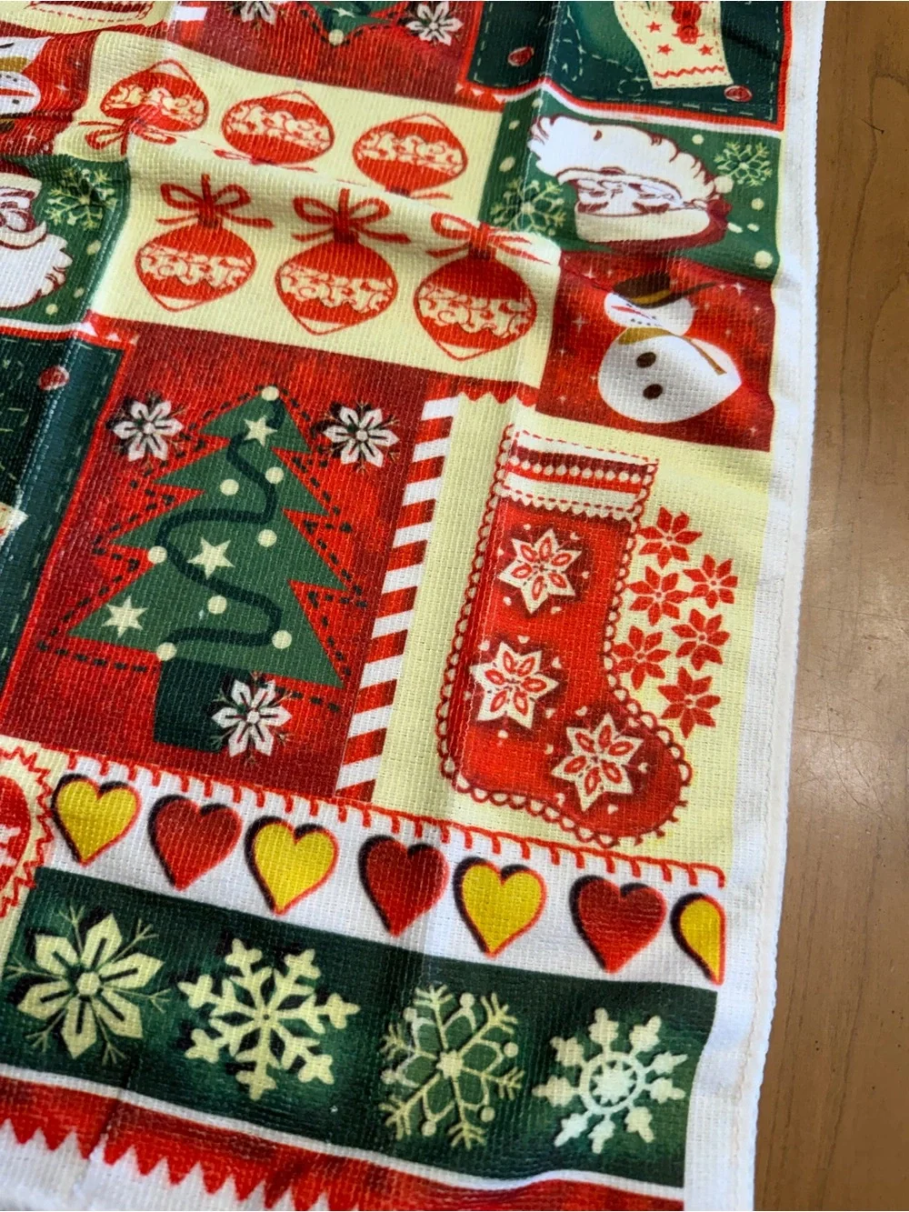 Christmas Themed Kitchen Linens | Festive | Snow | OS